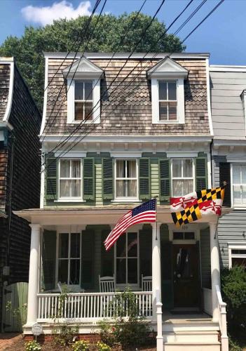 Historic District Villa | 1879 Downtown Annapolis Home with Koi Ponds and Gardens