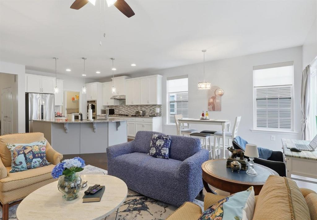 Middletown House | 2Br2Ba Retreat Elevated Living A Professional Haven in Middletown, DE