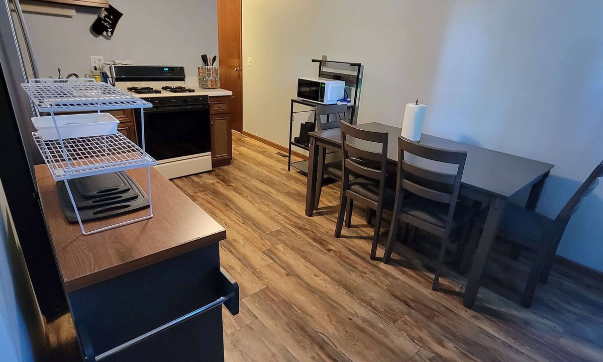 Centralia House | 3 BR Home near Foundation Park