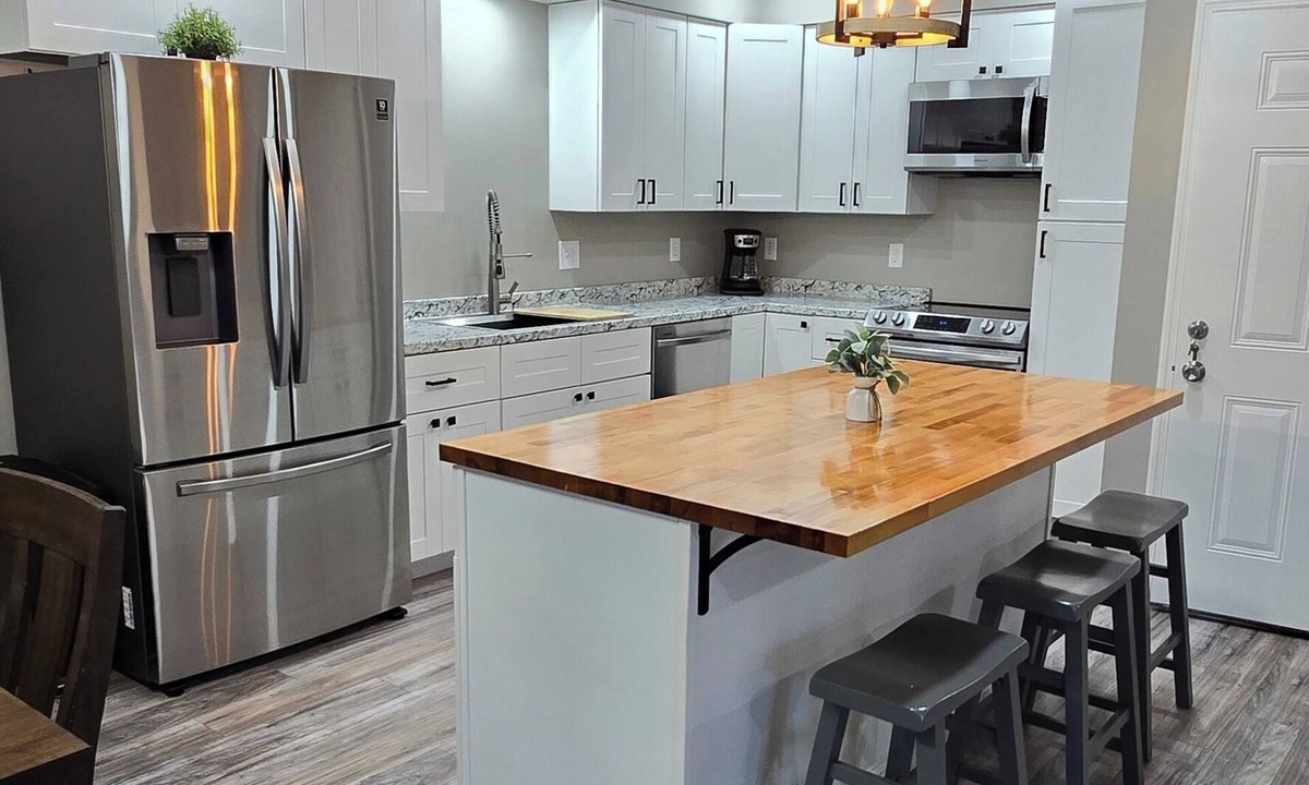 Collegedale Apartment | 3BR 2BA Apt, Collegedale TN