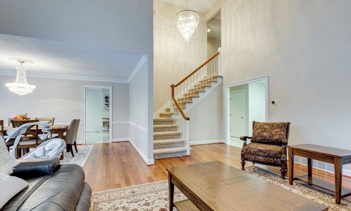 Perrysburg Cottage | 7 Mi to Dtwn Toledo: Spacious Family Home!
