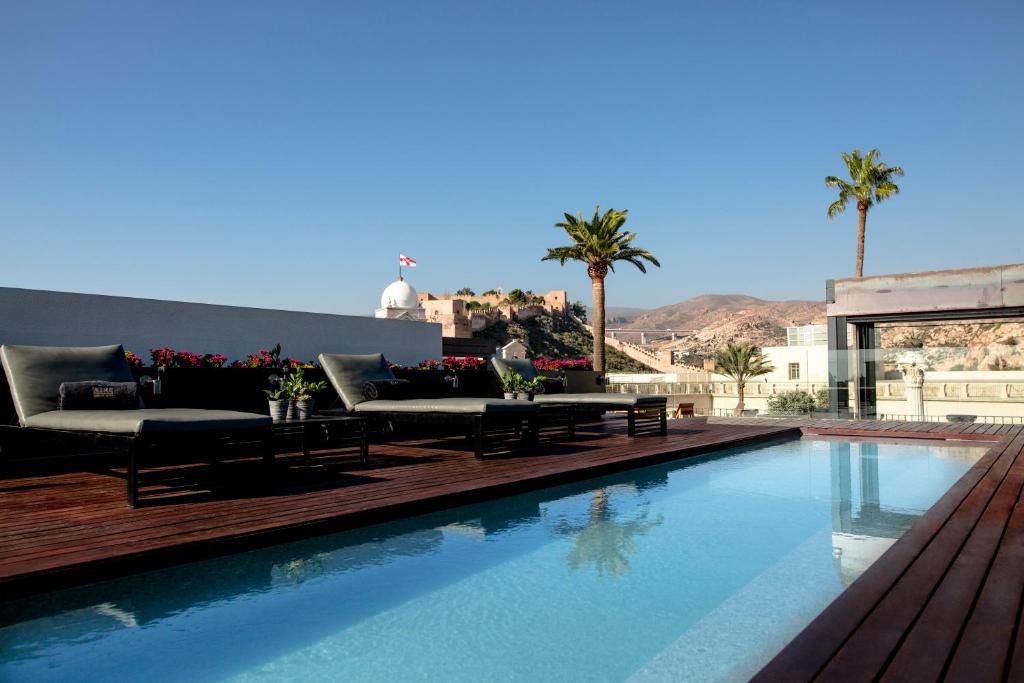 Almeria Centro Hotel | Aire Hotel & Ancient Baths