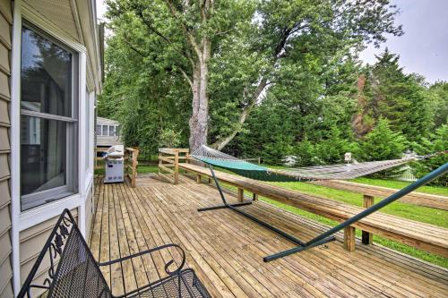 Annapolis House | Annapolis Home with Deck and Whitehall Bay Access