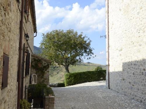 Petrella Guidi Apartment | Appealing Apartment in Petrella Guidi with near Centre
