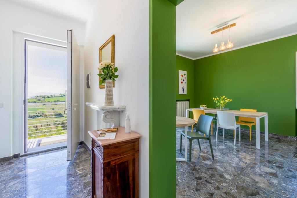 Civitanova Alta Bed & Breakfast | B&B Green Eyes
