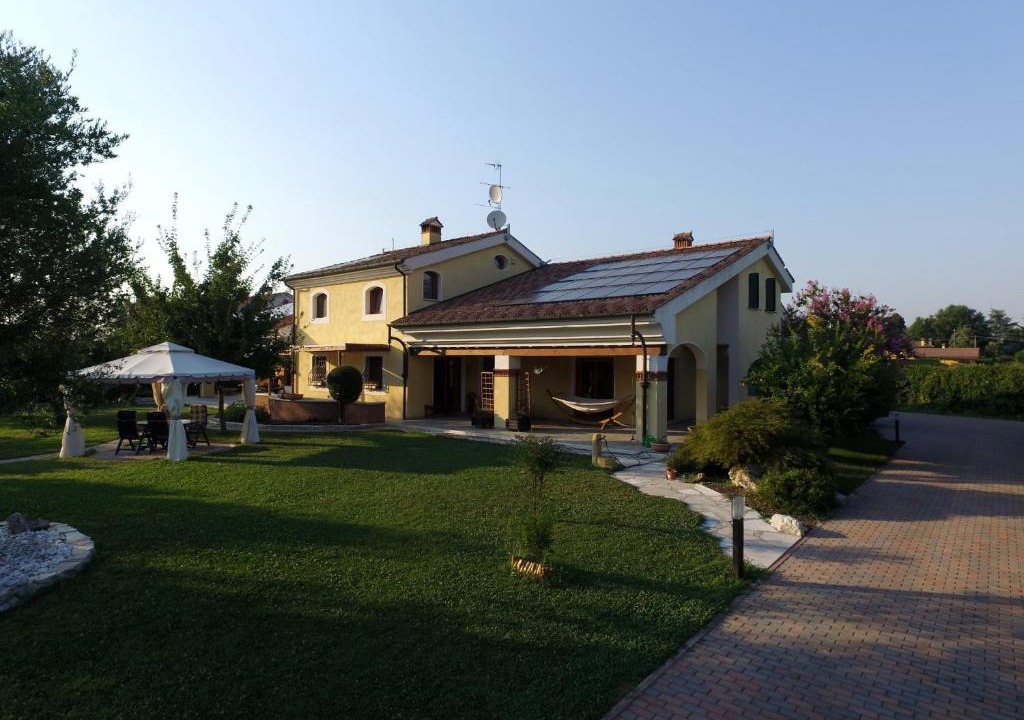 Rubano Bed & Breakfast | B&B Melograno MC