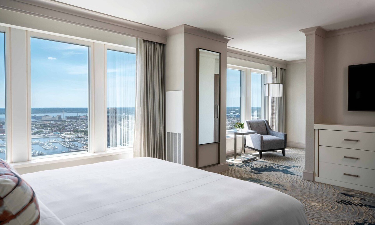 Harbor East Hotel | Baltimore Marriott Waterfront
