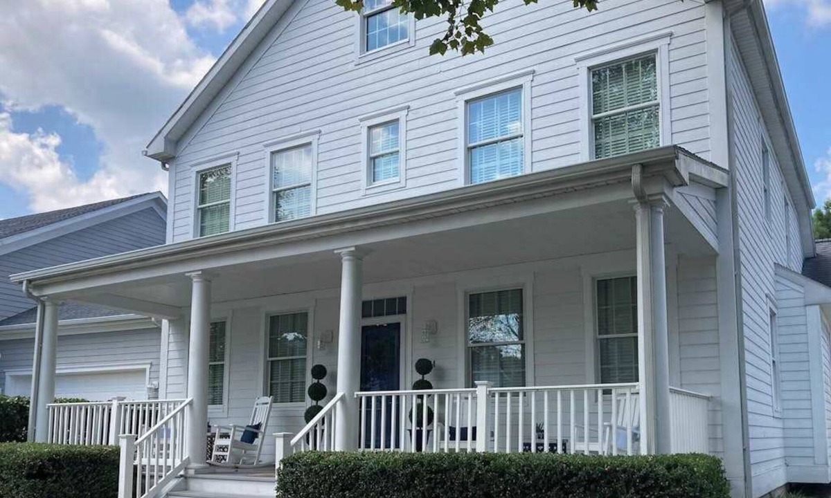 Ocean View House | Bear Trap Dunes home with fabulous shared amenities, jetted tub, & bikes