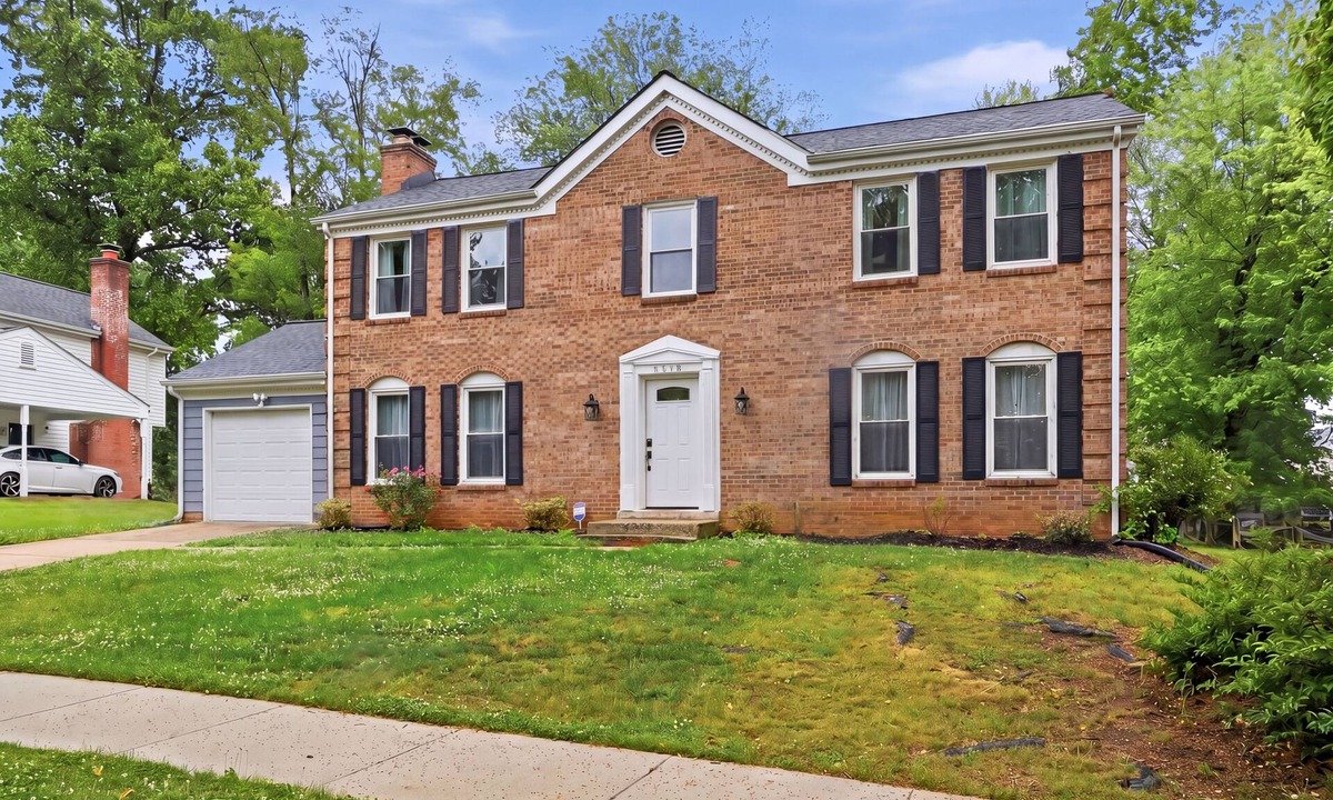 Fort Washington House | Beautiful 5-bedroom house in Fort Washington