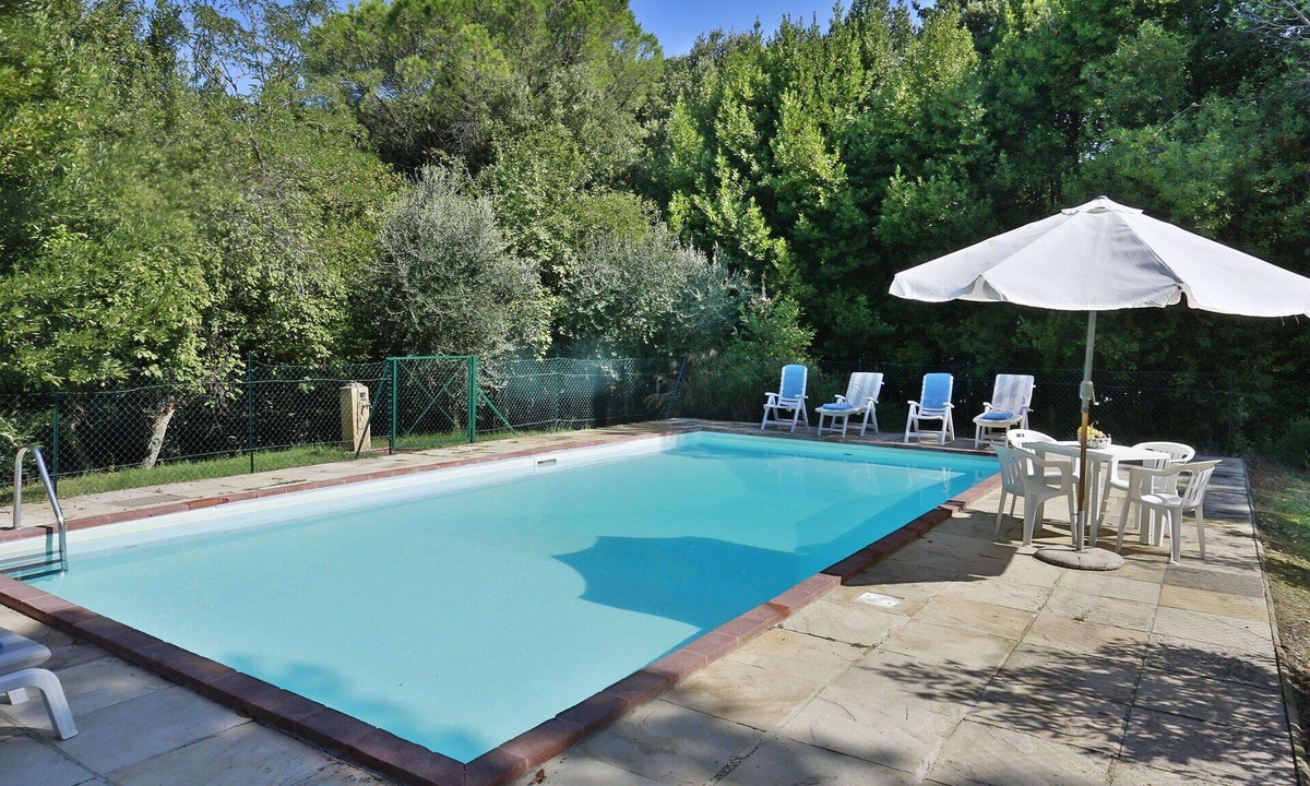 Montelopio Villa | Beautiful private villa for 12 people with WIFI, private pool, TV, terrace and panoramic view