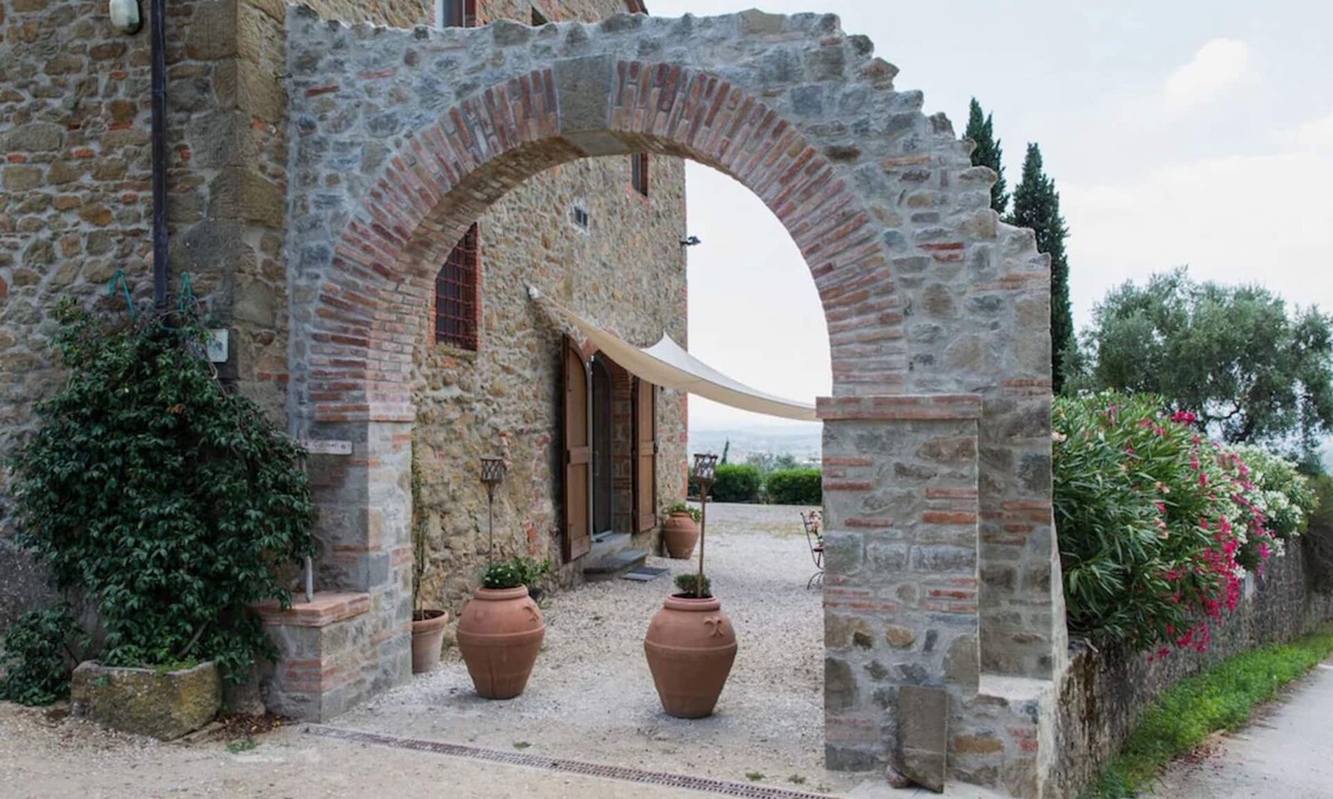 Giugnano Apartment | Bioagriturismo Benessere LA COLLINA - LA CALLA - magnificent panoramic view