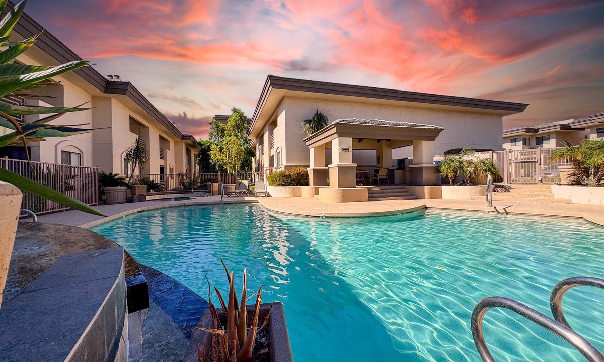 Camelback East Condo | Camelback #102 Phoenix
