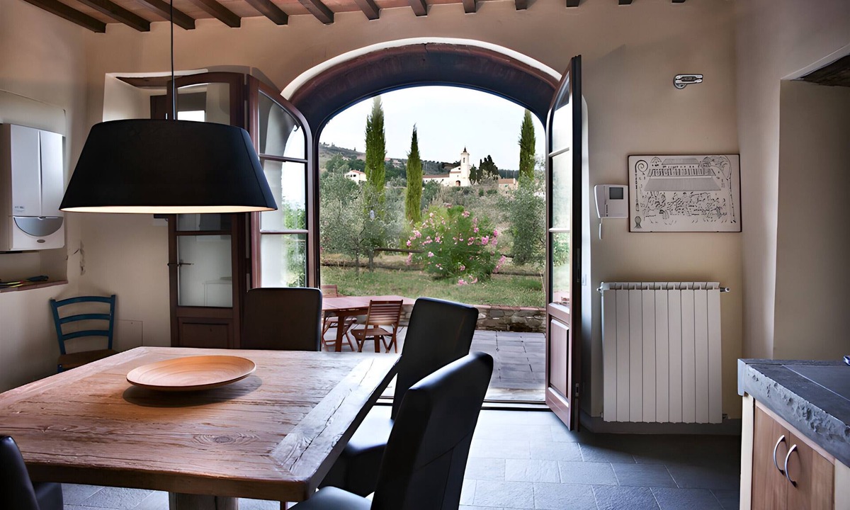 Vitolini Villa | Casa Leonardo Flat – Vacation Home with Pool in Vinci, Near Florence