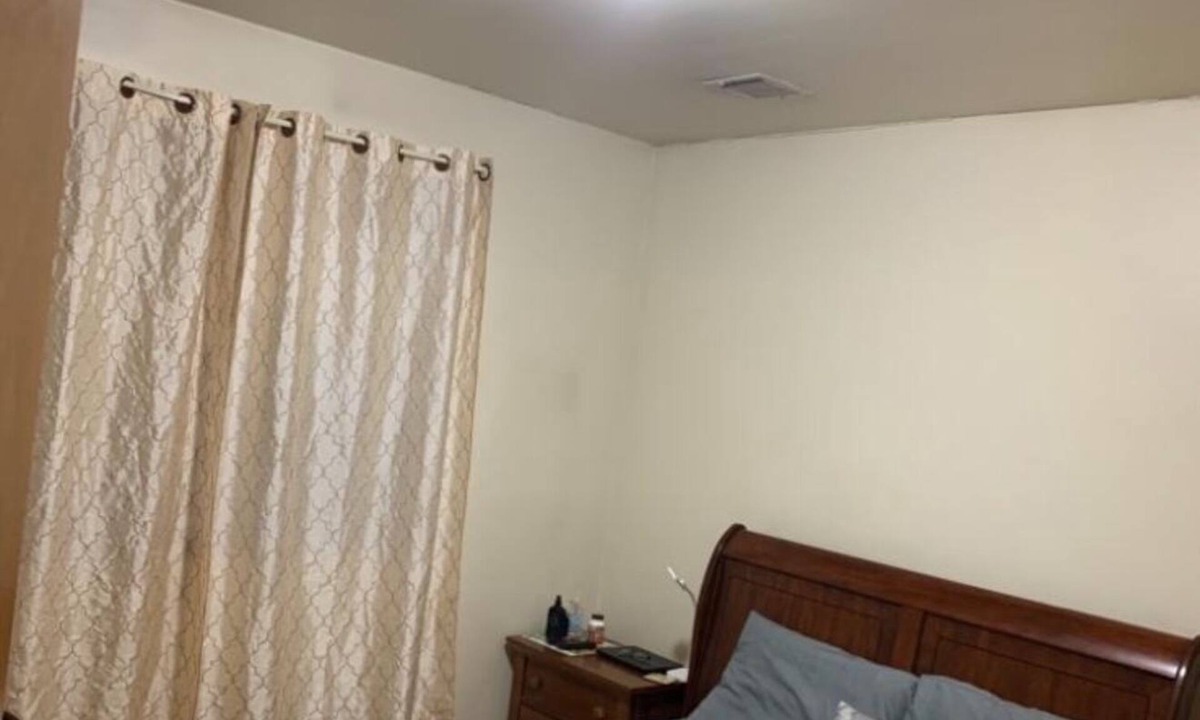 North Ironbound Apartment | Charming apartment in delightful Newark with WiFi and AC