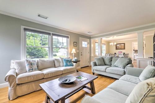 Old Saybrook House | Charming Old Saybrook Cottage < 1 Mi to Beach