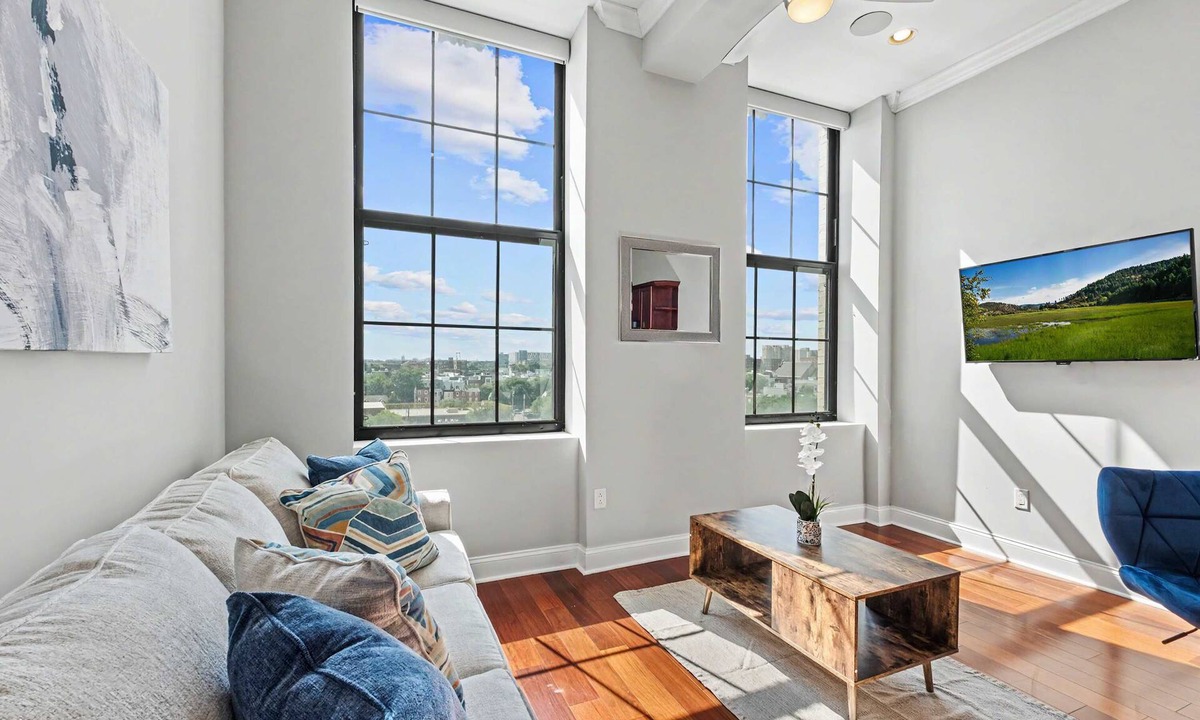 Olde Kensington Apartment | Chic Modern 1BD | Northern Libs | Sleeps 2 Stay