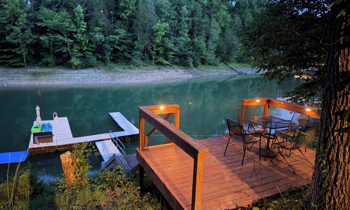 Maynardville House | Cloud 9 on Norris Lake - July SALE