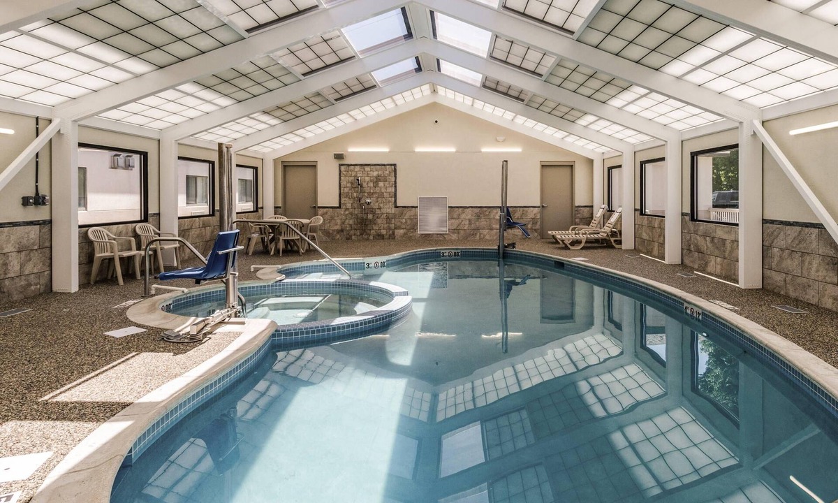West Springfield Hotel | Comfort Inn & Suites West Springfield