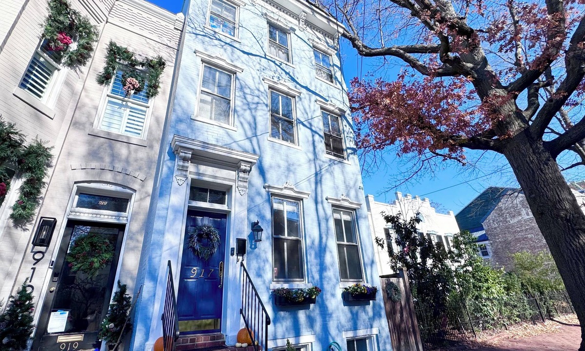 Old Town West Apartment | Cozy 1-bedroom in Old Town center with kitchenette & parking pass