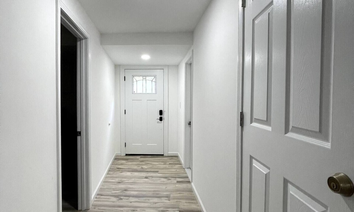 Great Falls House | Cozy 2-bedroom Basement in Wonderful Great Falls with WiFi
