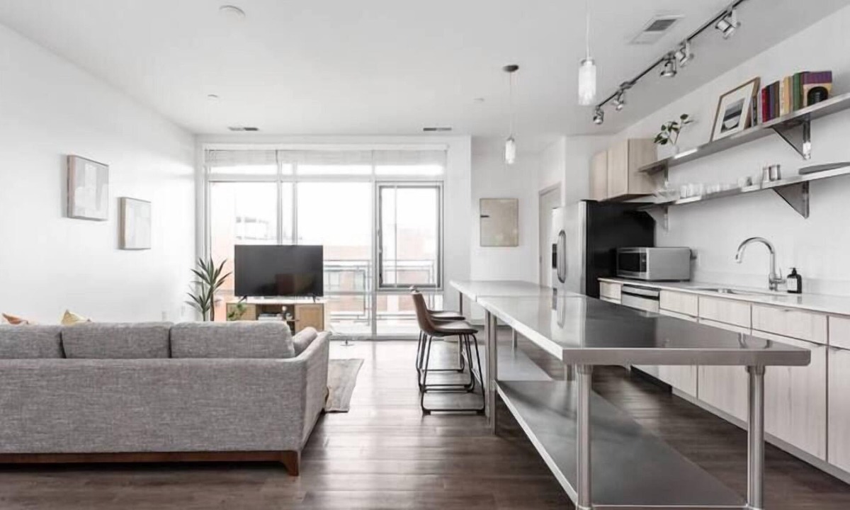 Downtown Indianapolis Apartment | CozySuites at Bottleworks District