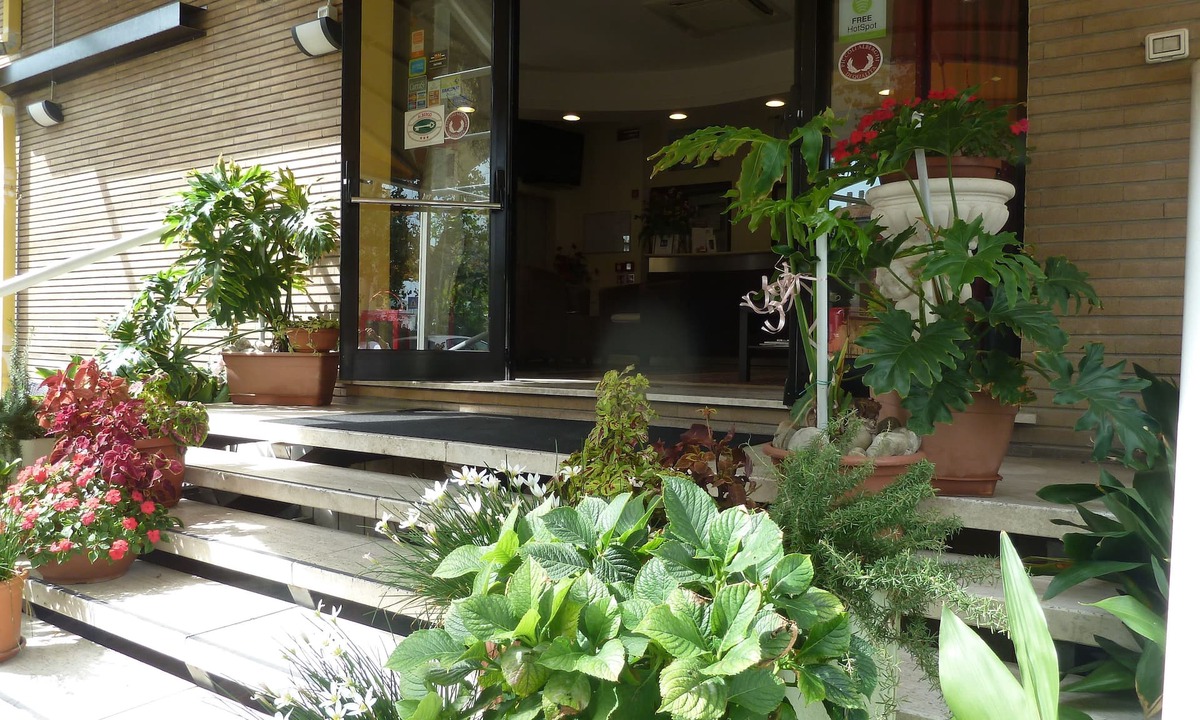 San Giuliano a Mare Hotel | Crosal