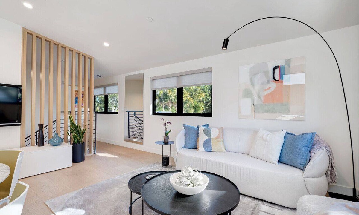 The Willows Apartment | Dazzling Modern Home Close to Downtown Palo Alto & Stanford