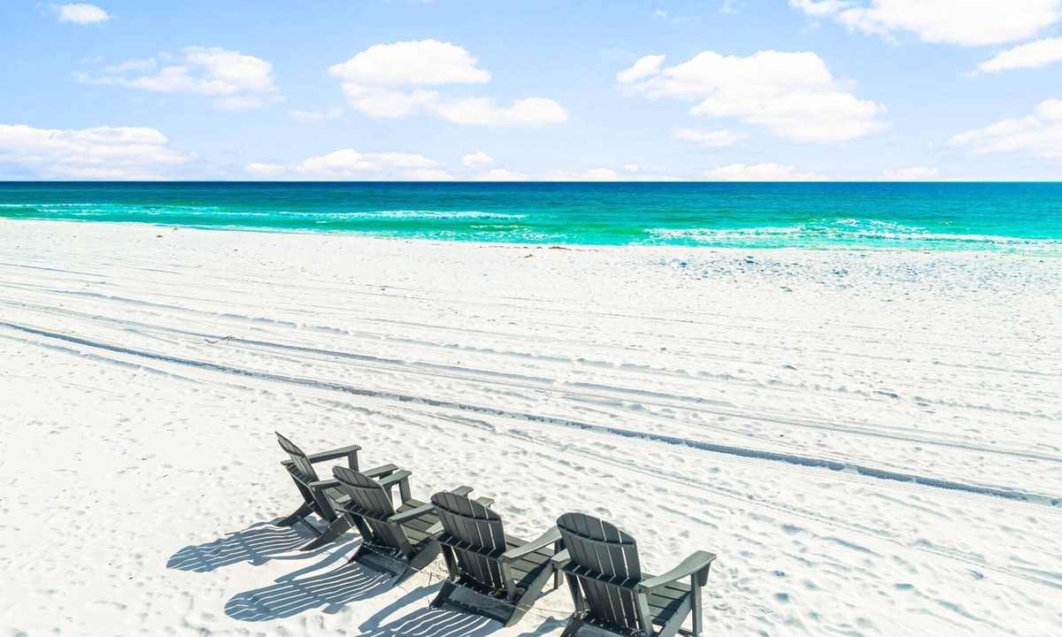 Gulf Pines House | Destin Beach House - Southern Comfort