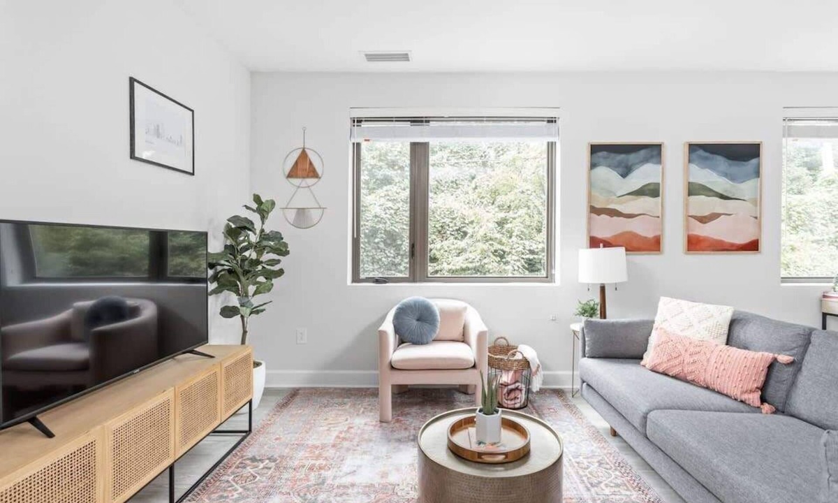 Meridian-Kessler Apartment | Dream Midtown 1BR in Meridian Kessler CozySuites