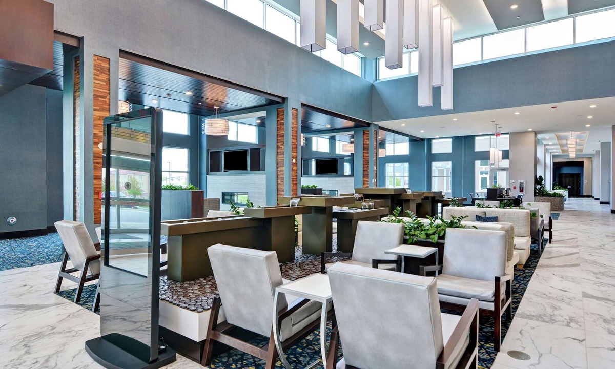 Plainfield Hotel | Embassy Suites by Hilton Plainfield Indianapolis Airport