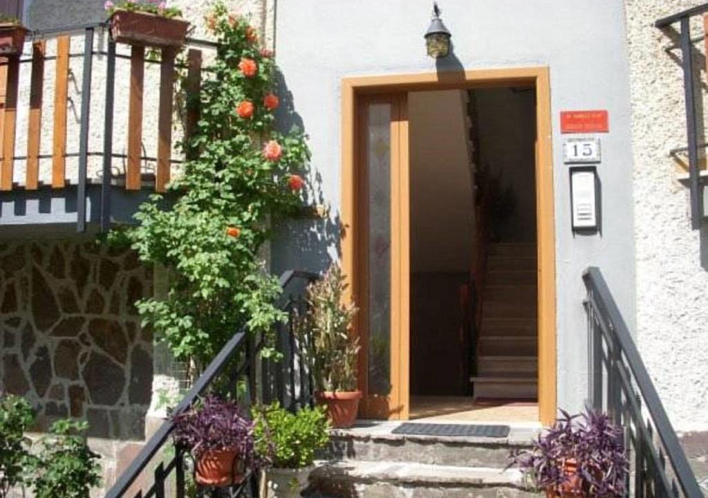 Campo di Giove Apartment | Favelle House