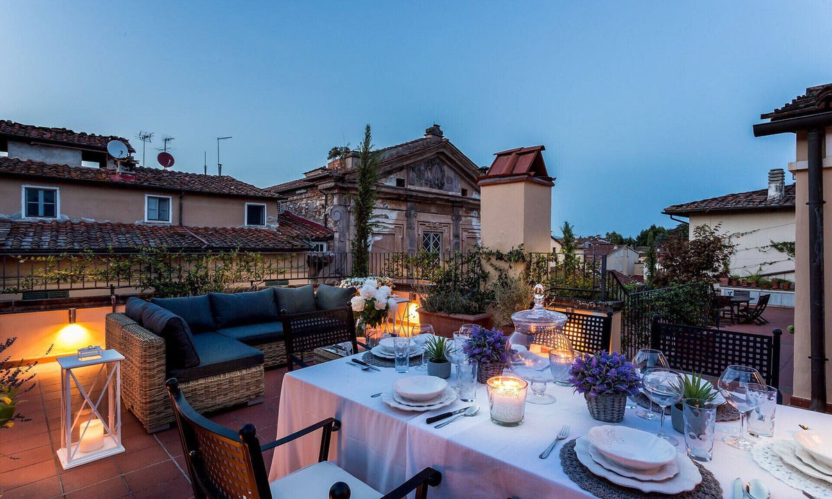 Lucca Historical Center Apartment | Flourish Apartment with Grand Terrace inside Lucca City Centre