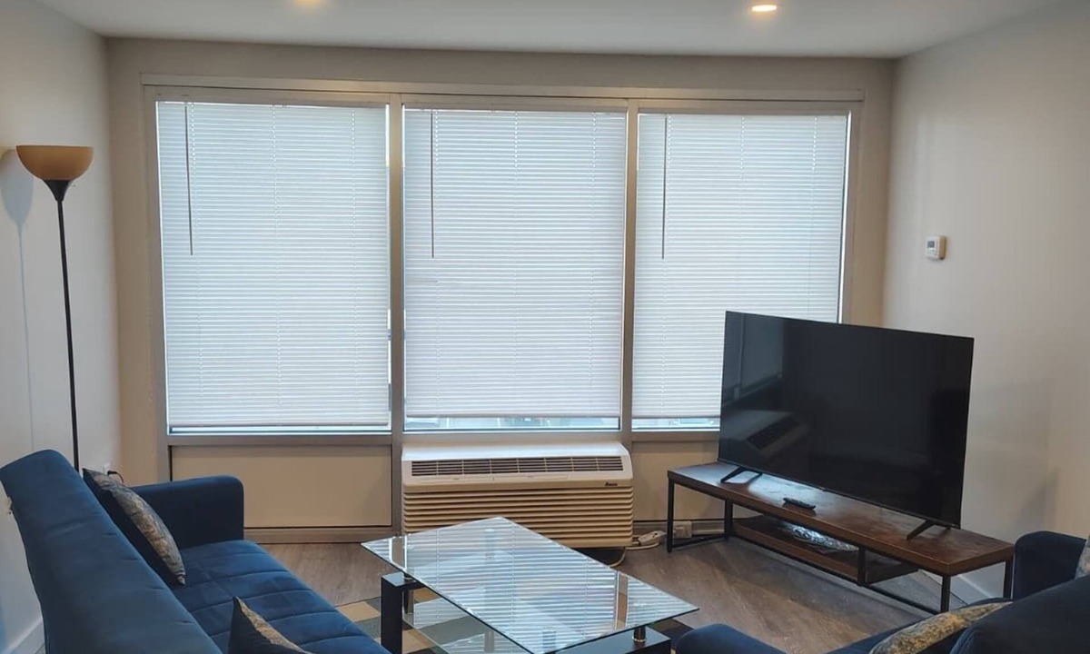 Downtown Hartford Apartment | Furnished 2BED Apartment in delightful Hartford with AC, fitness room, and Pool