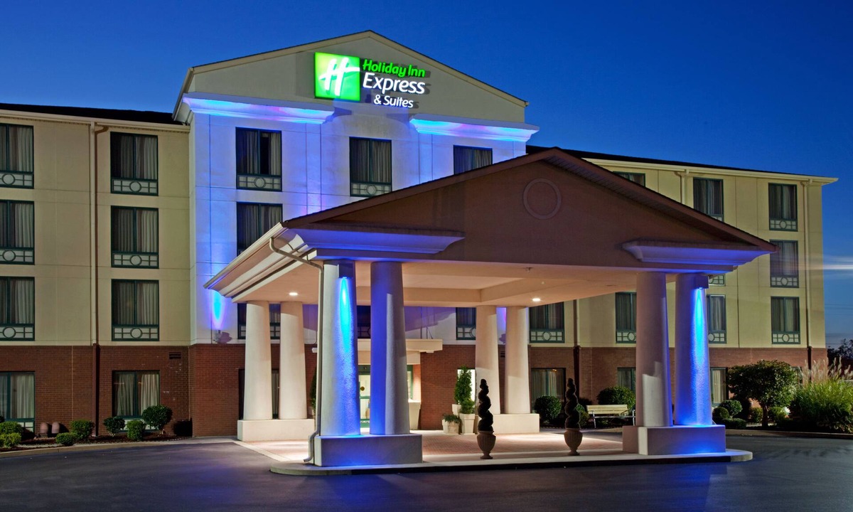 Murray Hotel | Holiday Inn Express Hotel & Suites Murray, an IHG Hotel