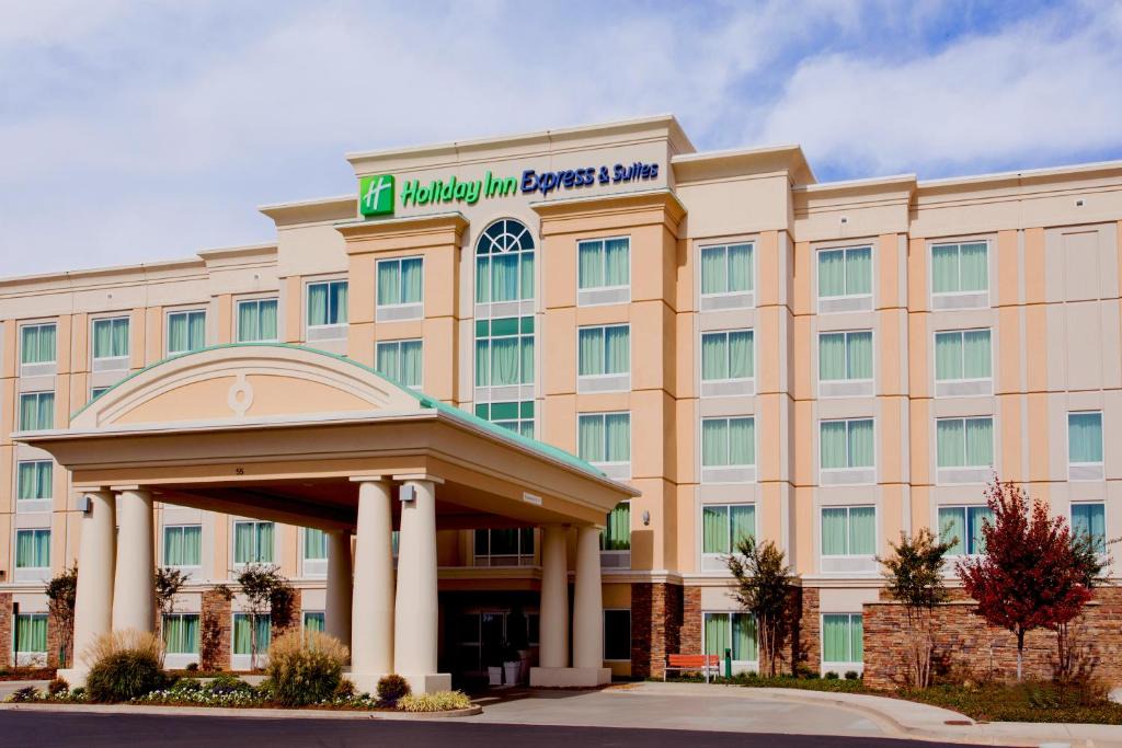 Jackson Hotel | Holiday Inn Express Hotel & Suites Jackson Northeast by IHG