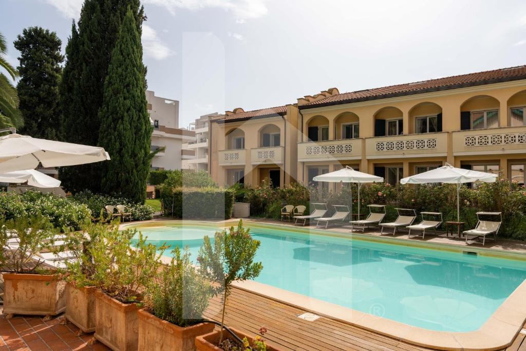 Roseto degli Abruzzi Apartment | Homiday - Villa Rosella