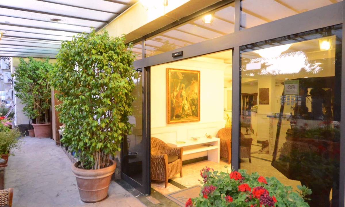 Casoria Hotel | Hotel Clinton