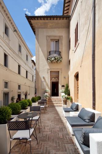 Montefalco Hotel | Hotel Degli Affreschi