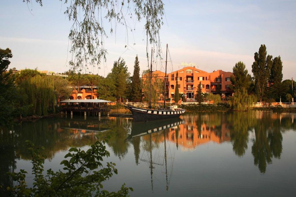 Monte Colombo Hotel | Hotel Villa Leri