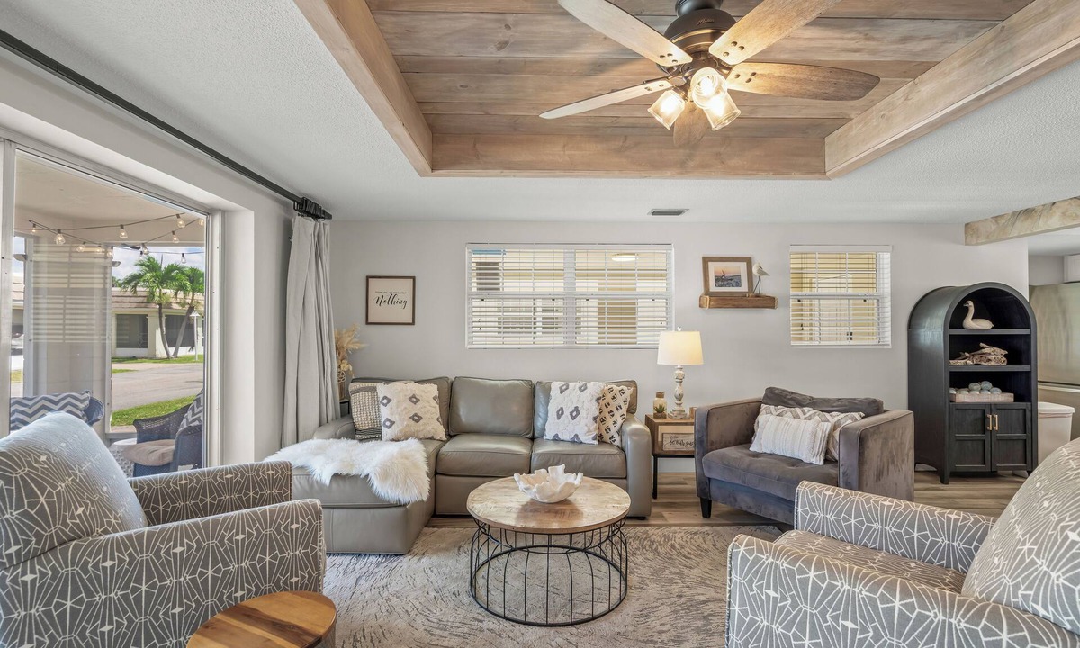 Siesta Key Villa | Island House Beach Resort V16