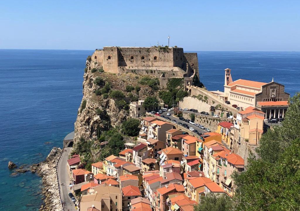Scilla Villa | Kasakarin