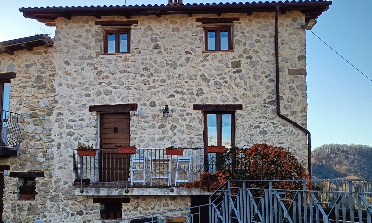 Colle Rinaldo Apartment | La Casa della Rocca für einen erholsamen Aufenthalt by Interhome