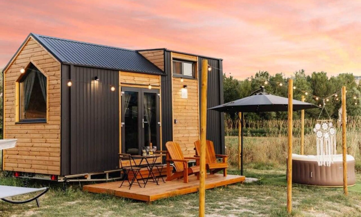 Castilenti Cabin | La Casa Errante 2 by Tiny Away