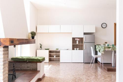 Citta Sant'Angelo Apartment | La Casa sul Corso e la Casa sui tetti