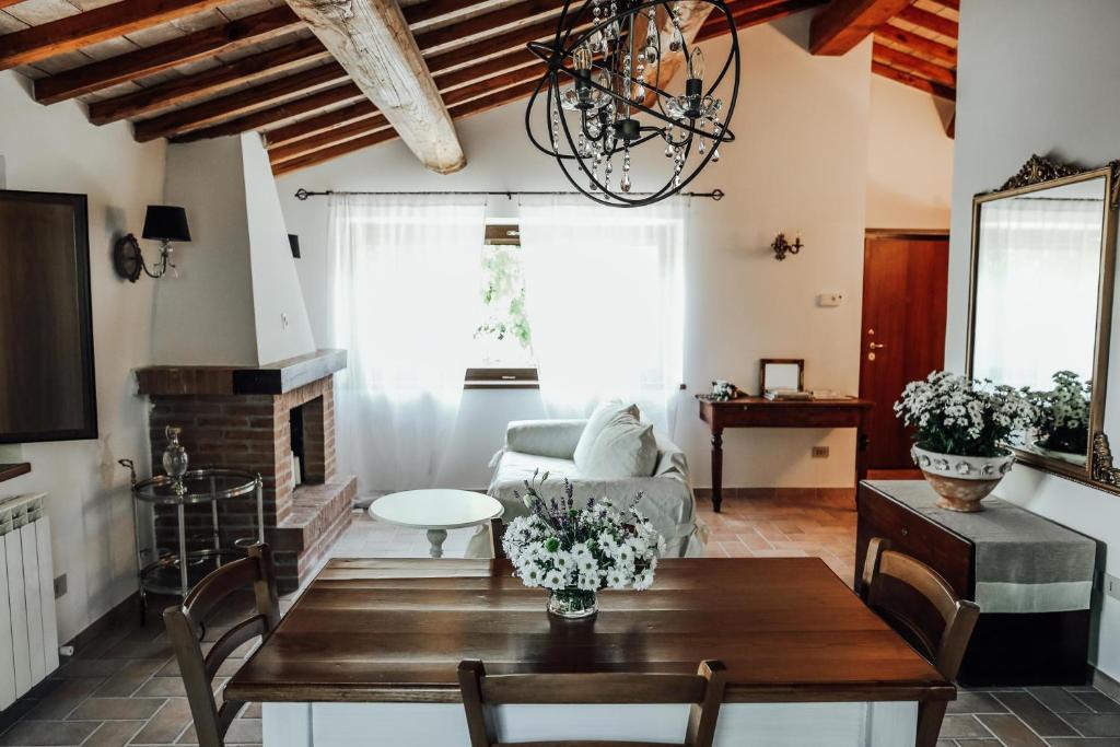 Montecastrilli Bed & Breakfast | La Pupazza Bed&Breakfast