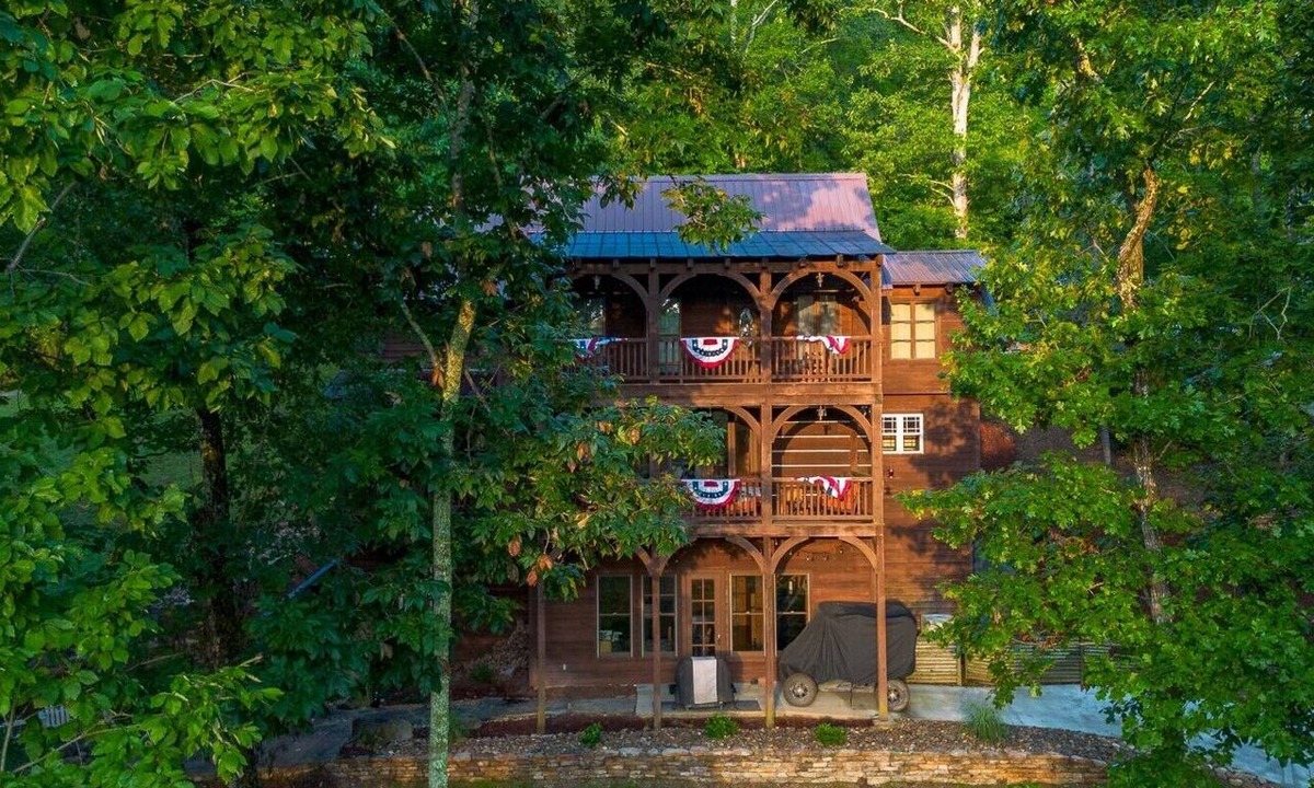 Spring City Cabin | Lakeside Lodge Retreat - Luxury Cabin on Wits Bar Lake
