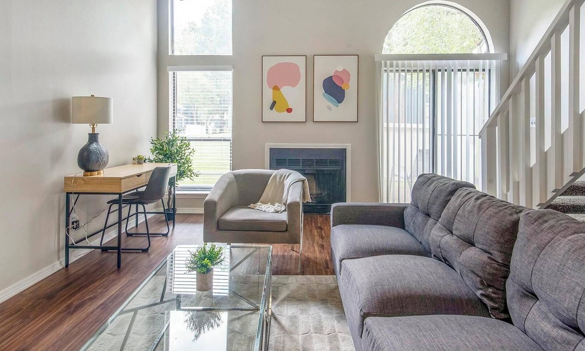 Cordova Apartment | Landing | Stunning 2BD, Clubhouse, Game Room
