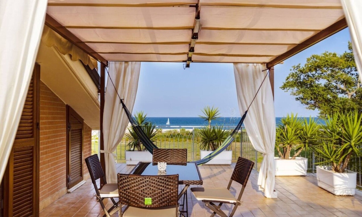 San Tommaso Tre Archi Apartment | Lofts by the Sea