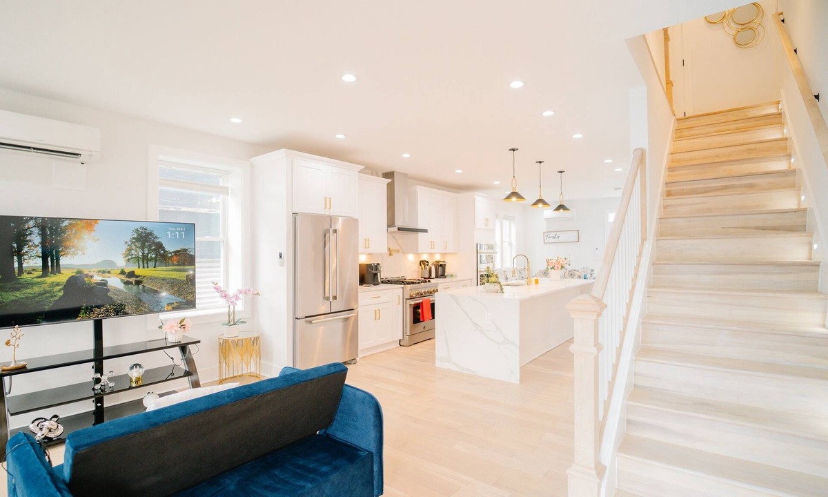 Park View House | Luxury 5BR Park View| Sleeps 17 | Rooftop, Parking