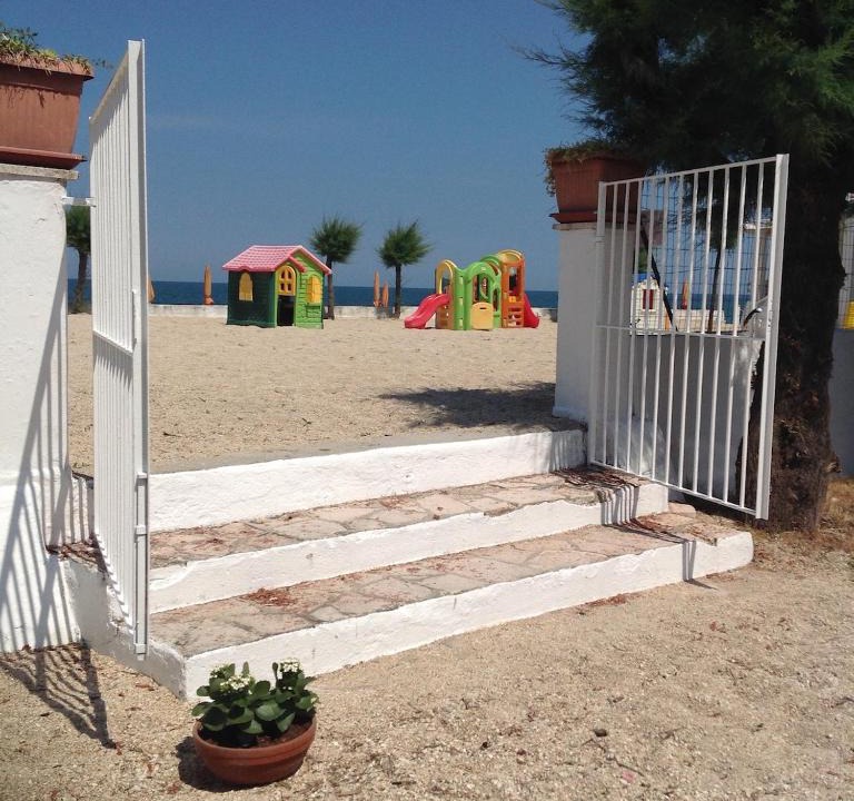 Marcelli Apartment | M151 - Marcelli, trilocale direttamente sulla spiaggia